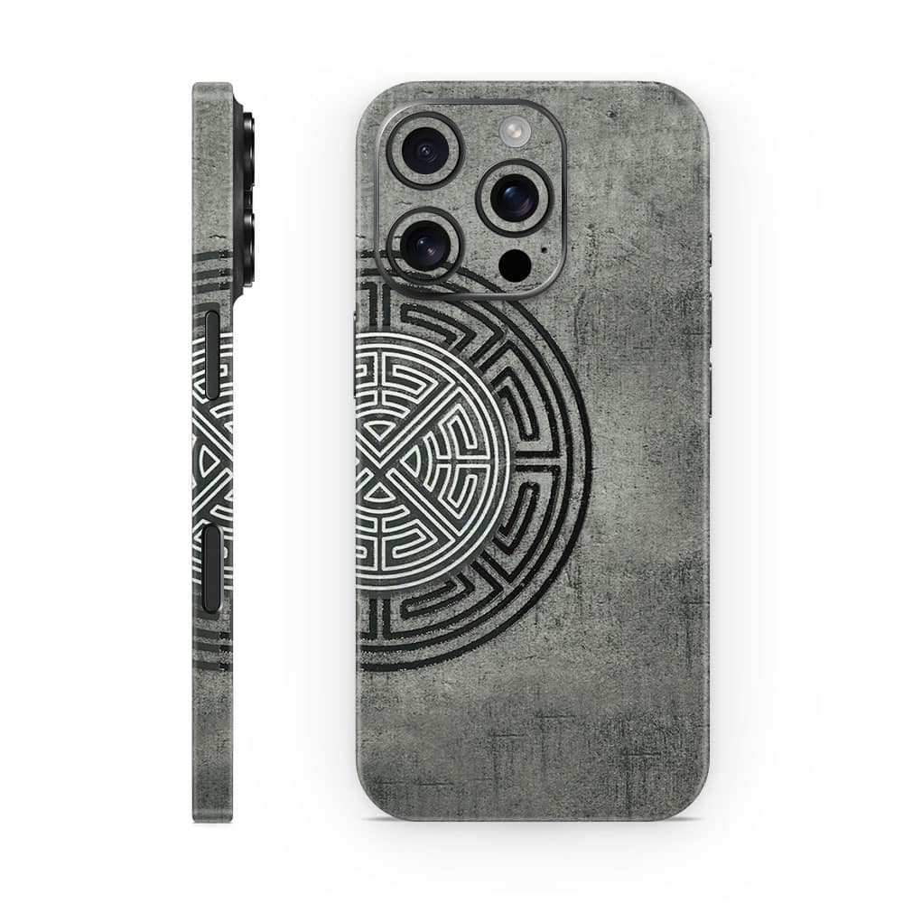 Iphone 16 pro the maze 3d skin wrapitskin