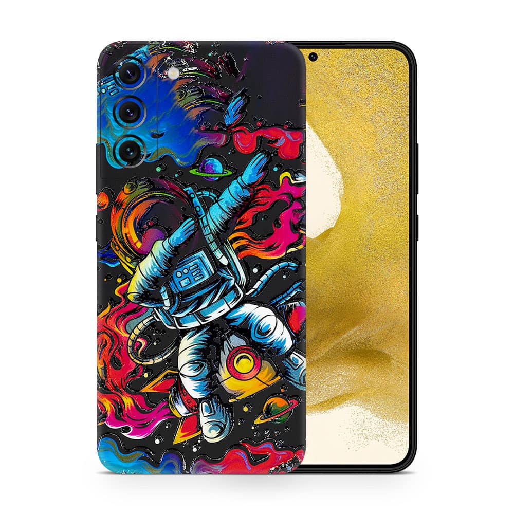 Galaxy s22 trippy astronaut 3d skin wrapitskin
