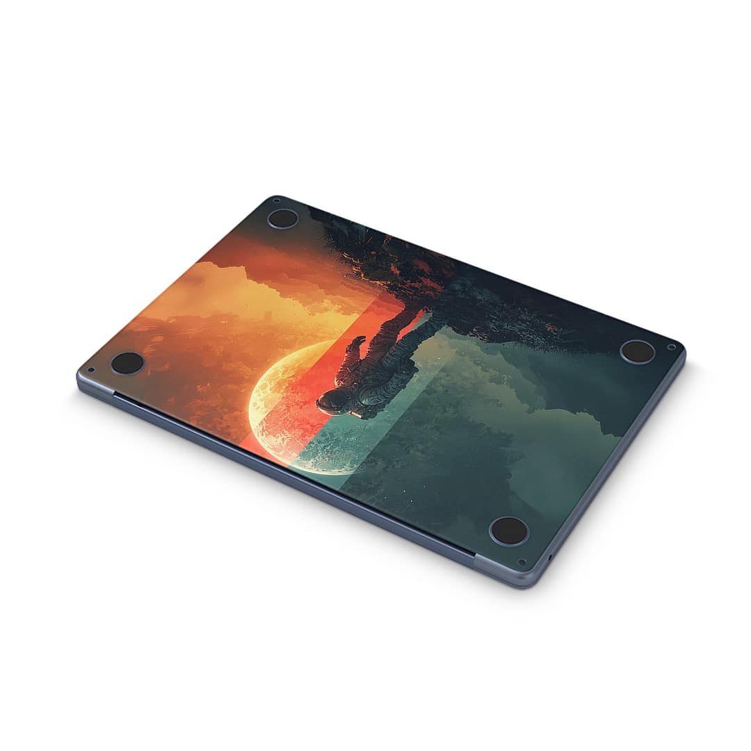 Macbook air 13. 6'' m2 2022 astronaut skin | wrapitskin
